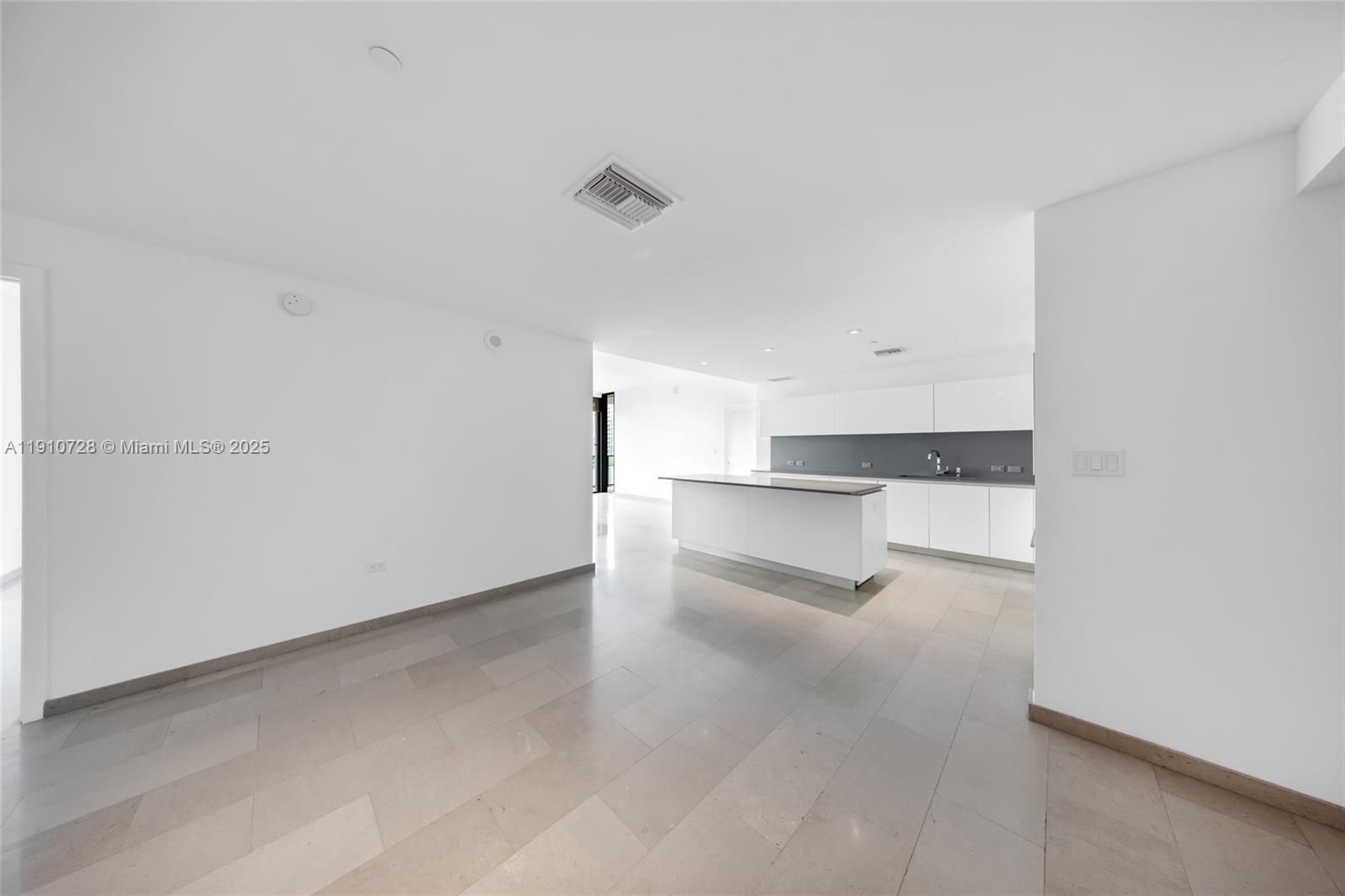 RISE CONDO - Residential Lease