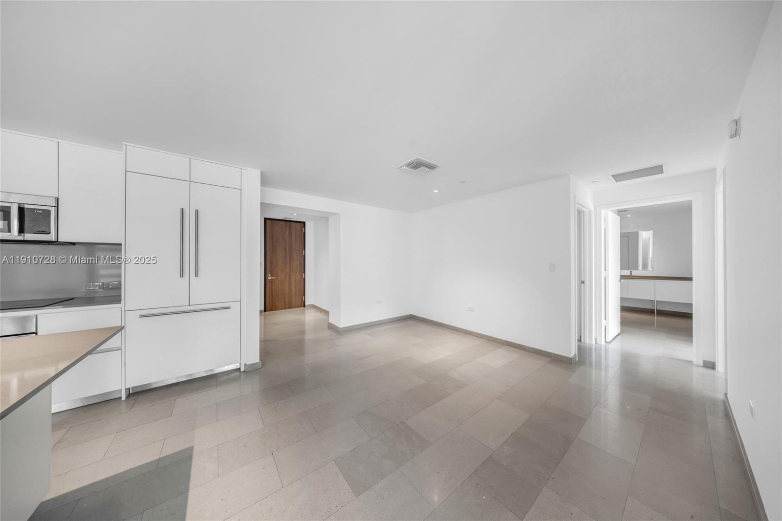 RISE CONDO - Residential Lease