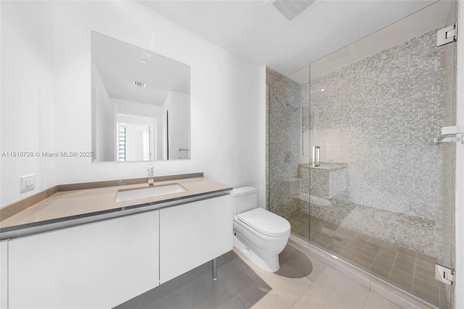 RISE CONDO - Residential Lease