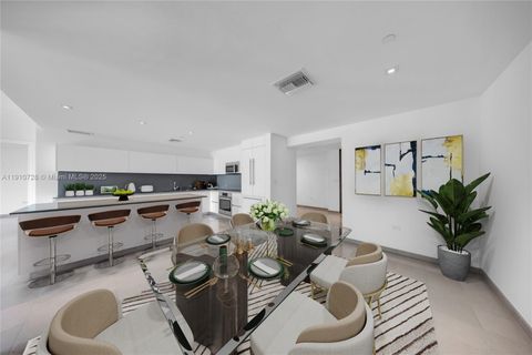 88 SW 7th St 1004 Miami FL 33130