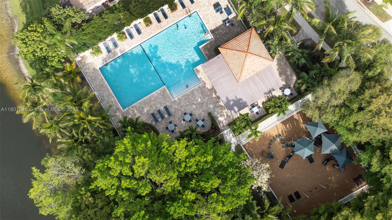 The Lakes - Residential
