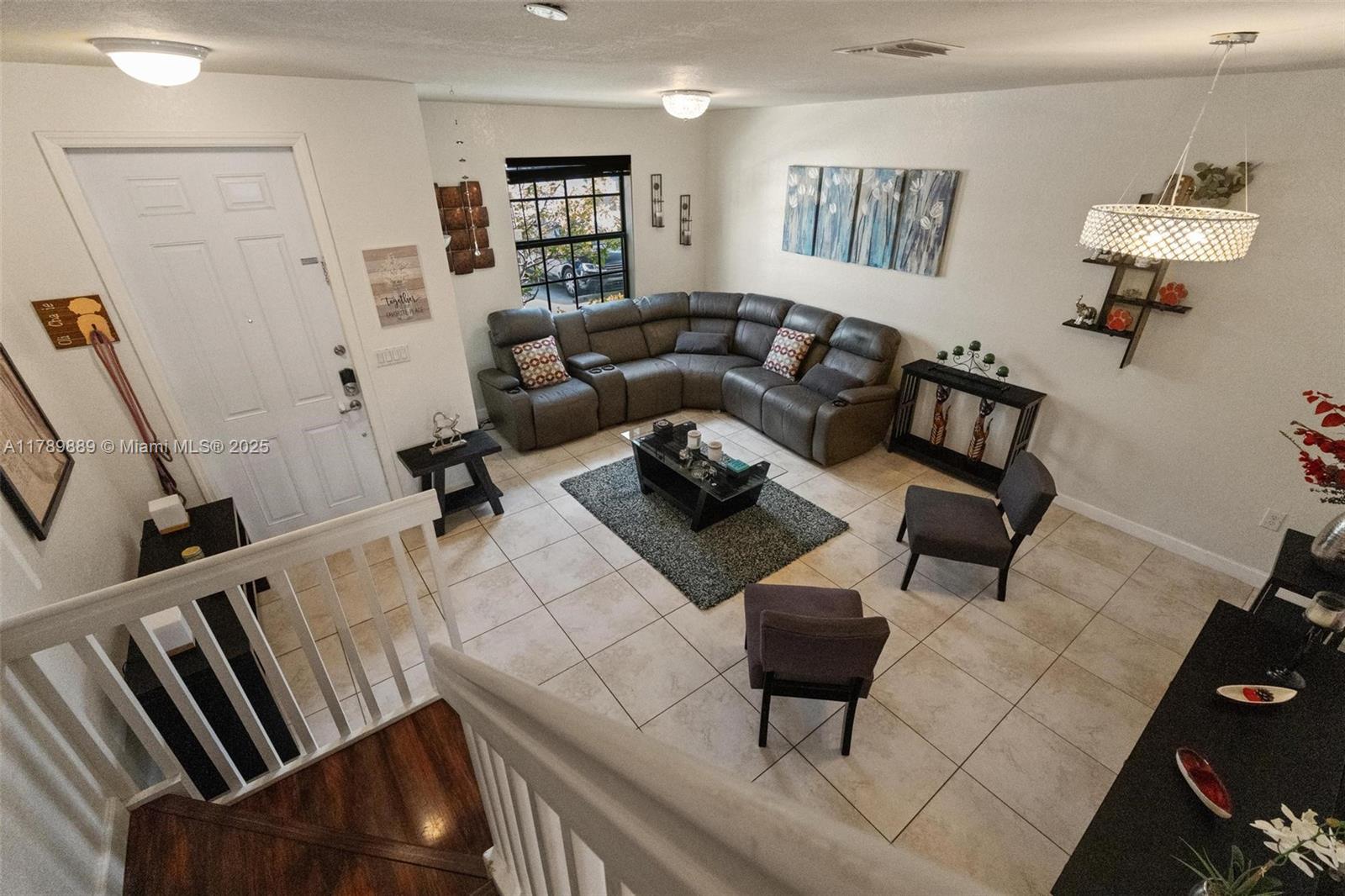 3507 W 89th PL 3507