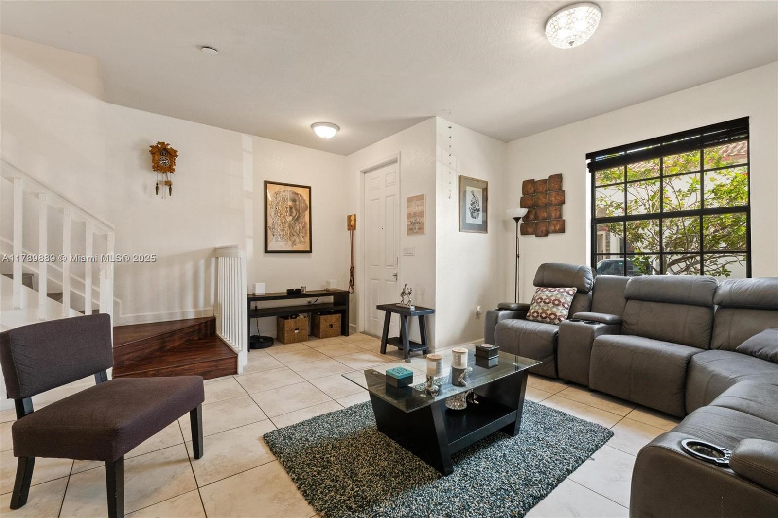 3507 W 89th PL 3507