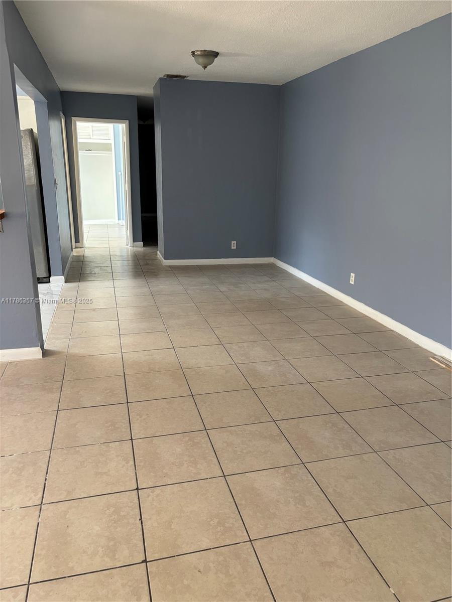 1035 NW 8th Ave