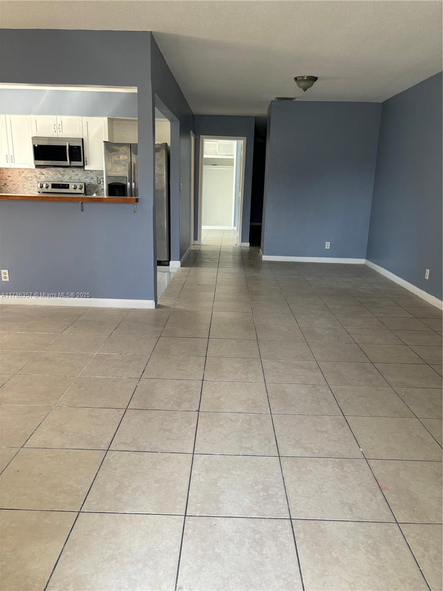 1035 NW 8th Ave