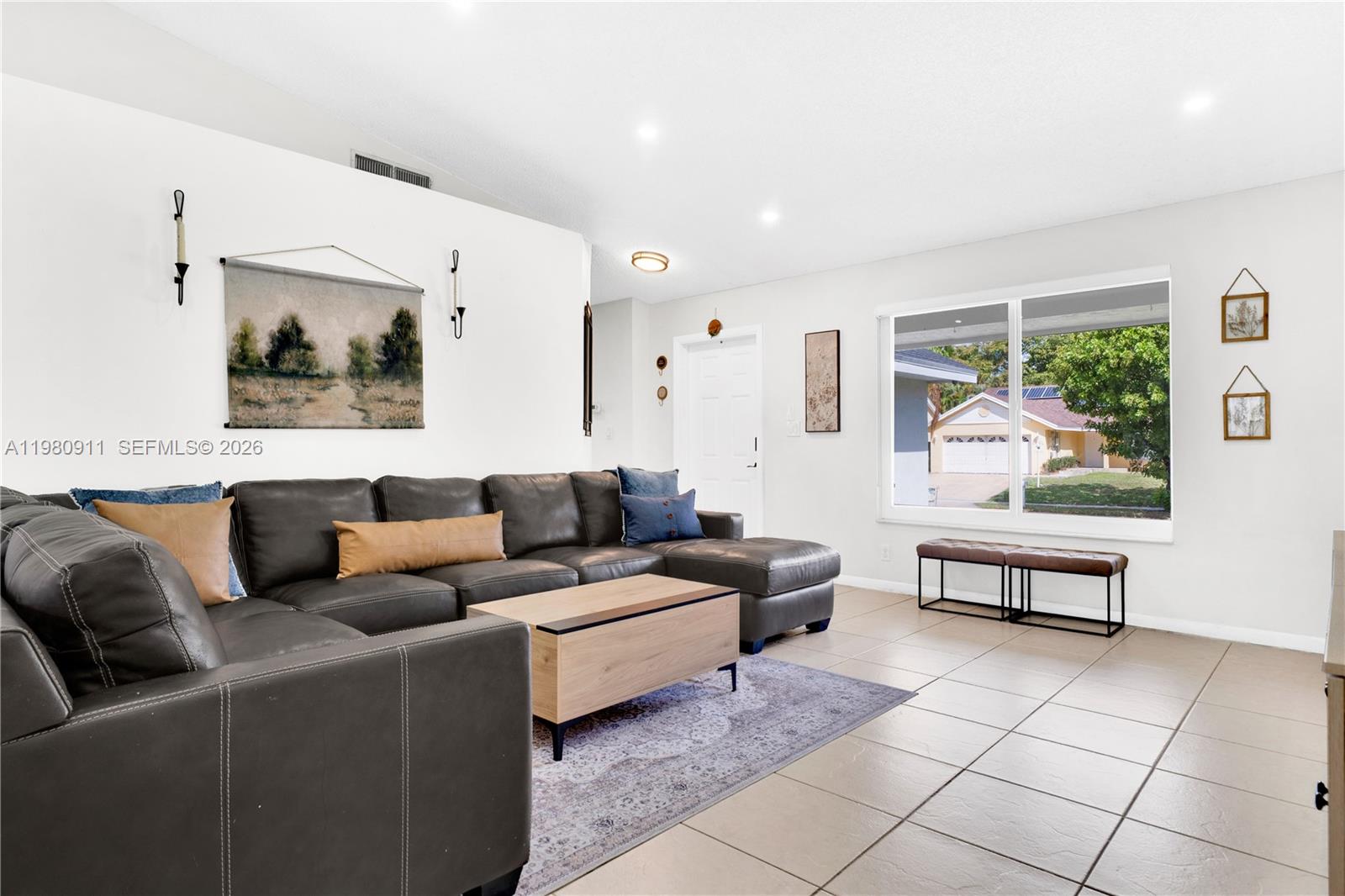 LAKES BY THE BAY SEC 4 - Residential