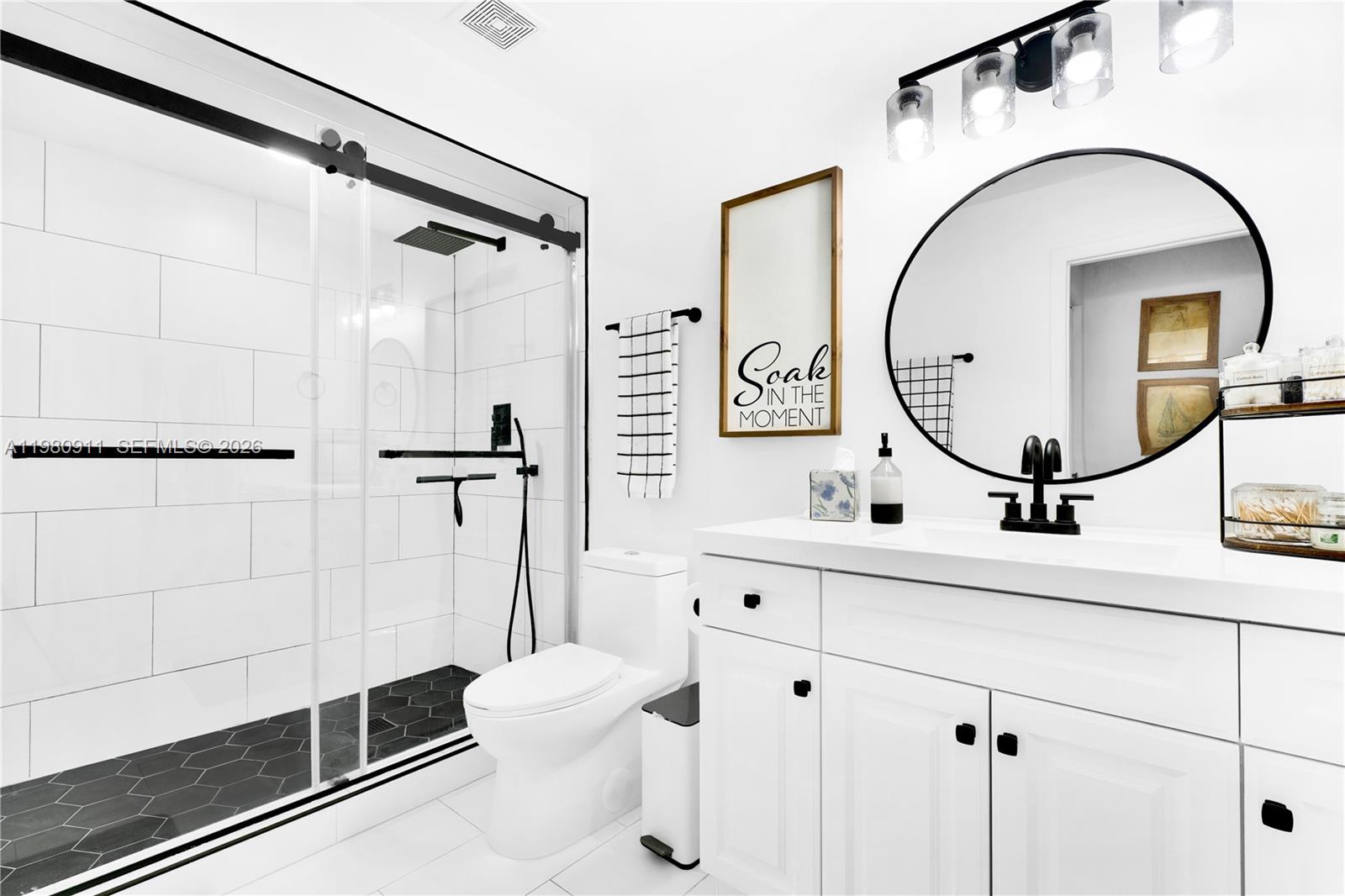 LAKES BY THE BAY SEC 4 - Residential