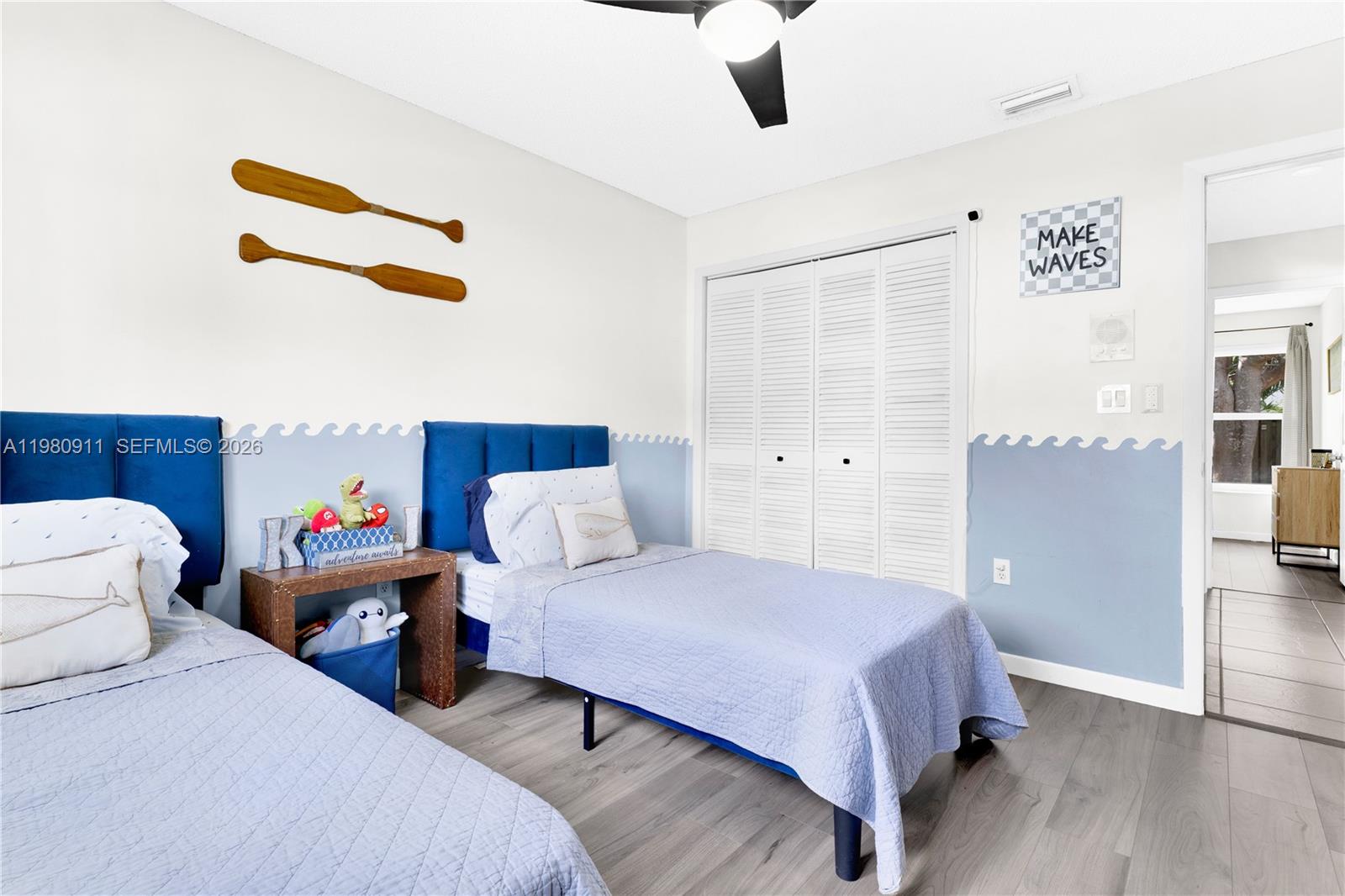 LAKES BY THE BAY SEC 4 - Residential