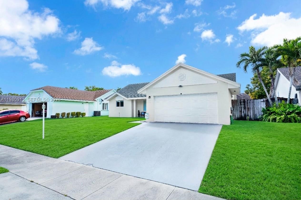 LAKES BY THE BAY SEC 4 - Residential