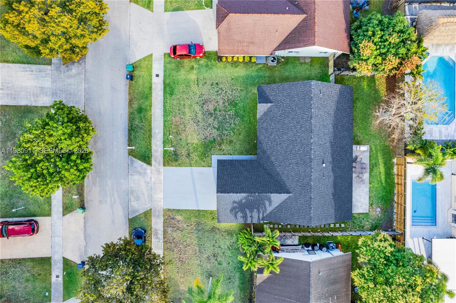 LAKES BY THE BAY SEC 4 - Residential