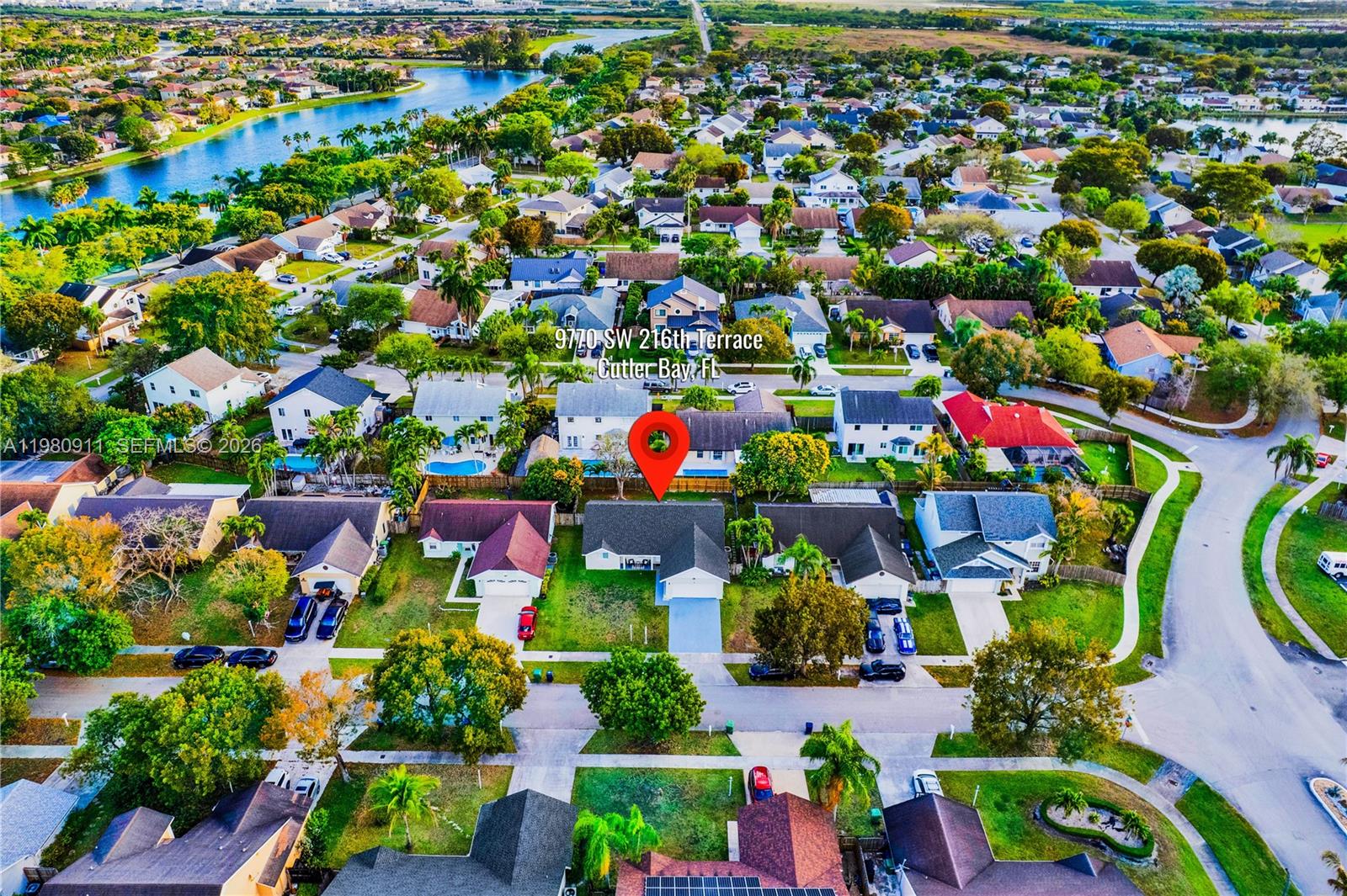 LAKES BY THE BAY SEC 4 - Residential