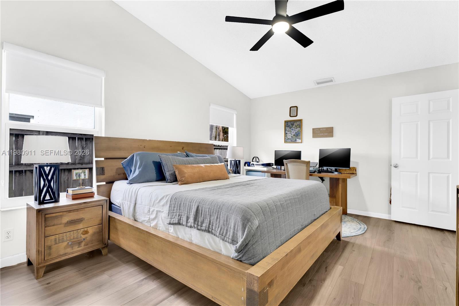 LAKES BY THE BAY SEC 4 - Residential