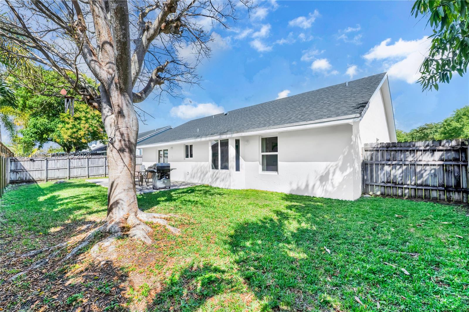 LAKES BY THE BAY SEC 4 - Residential