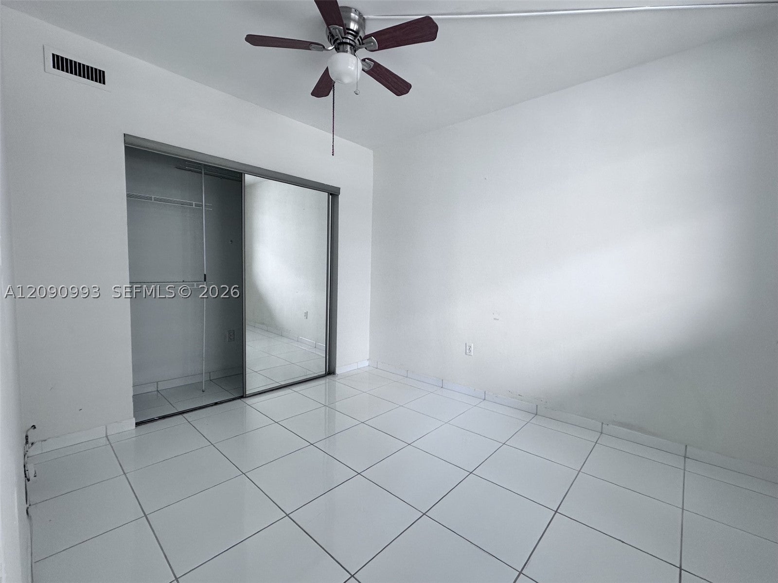 5825 Collins Ave 8E