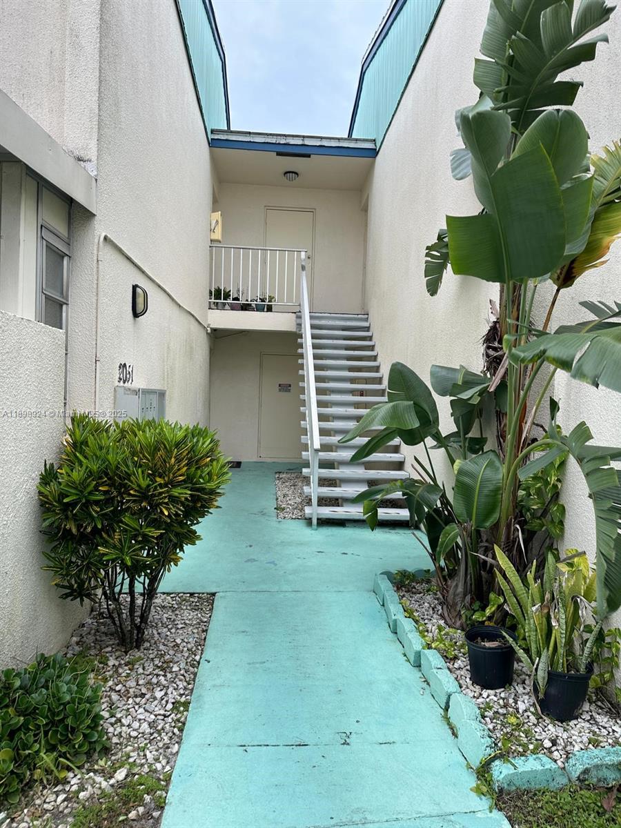 2051 NW 46th Ave F102