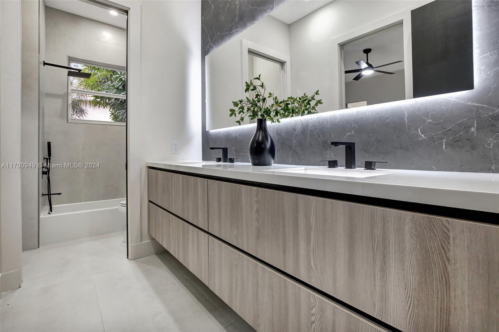 KAPOK GROVE ESTATES - Residential