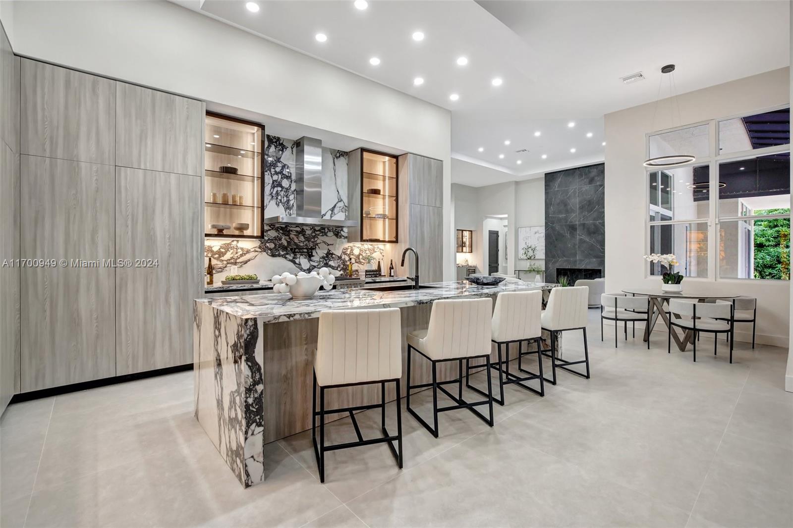 KAPOK GROVE ESTATES - Residential