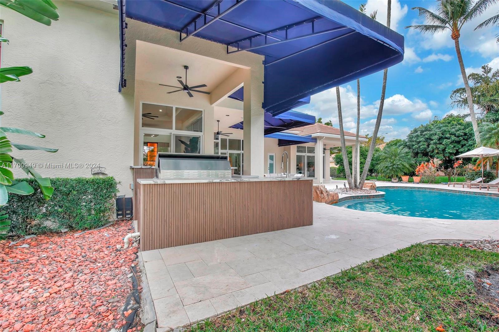 KAPOK GROVE ESTATES - Residential