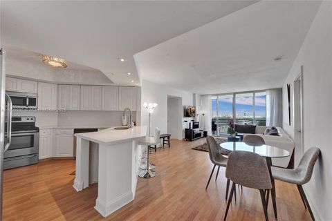 1900 Sunset Harbour Dr 1003 Miami Beach FL 33139