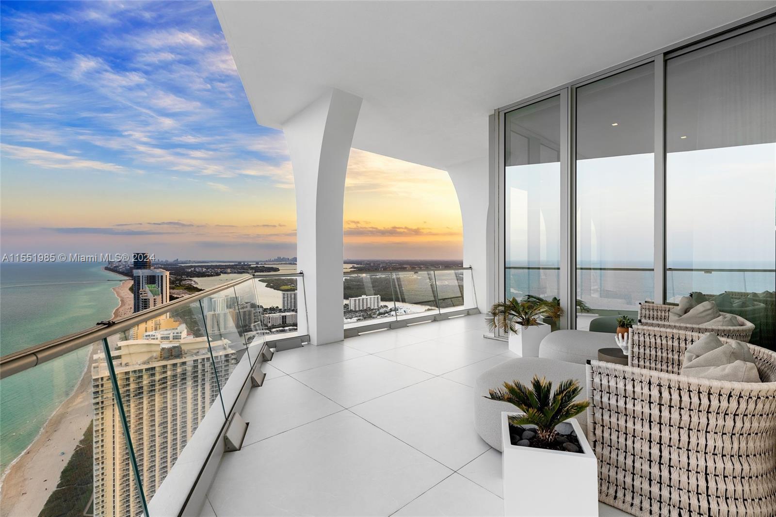 16901 Collins Ave PH5603