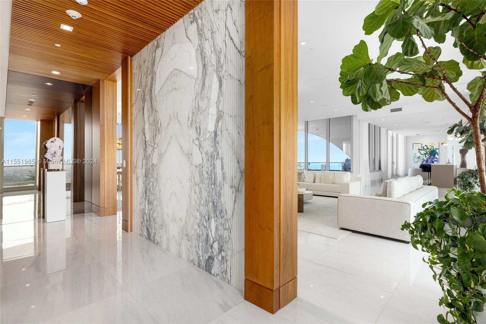 JADE SIGNATURE CONDO - Residential