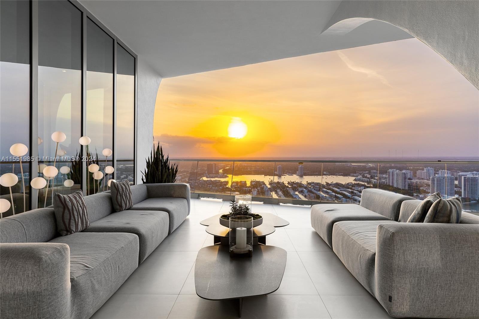 16901 Collins Ave PH5603
