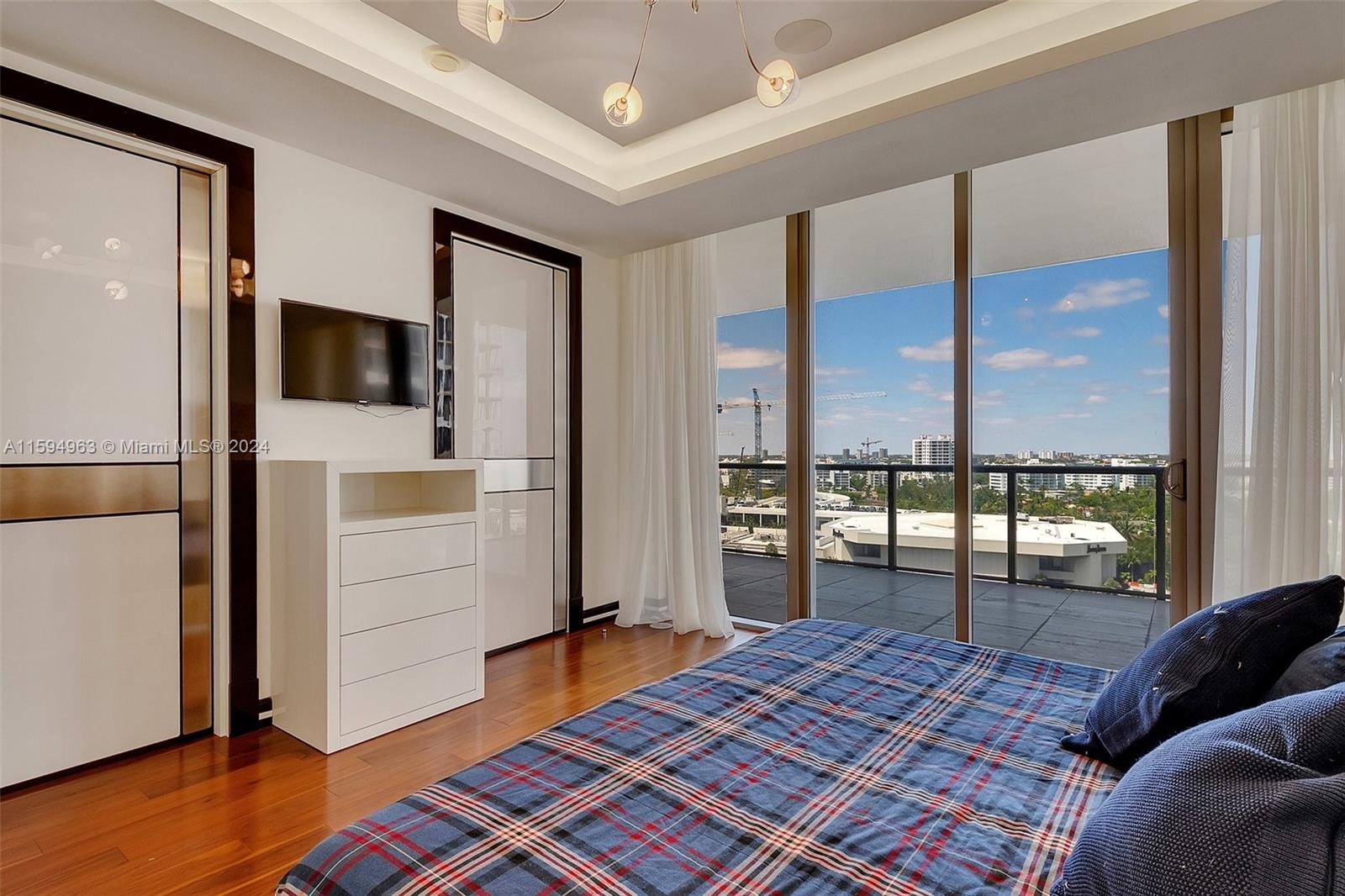 BAL HARBOUR NORTH SOUTH C - Residential
