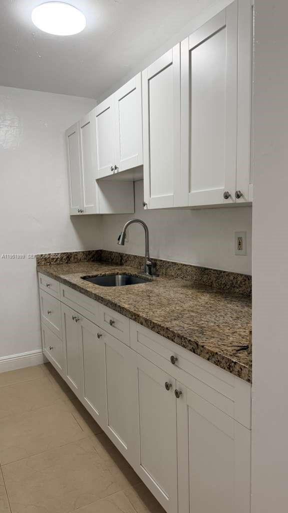 LESLIE ESTATES SEC 2 - Residential Lease