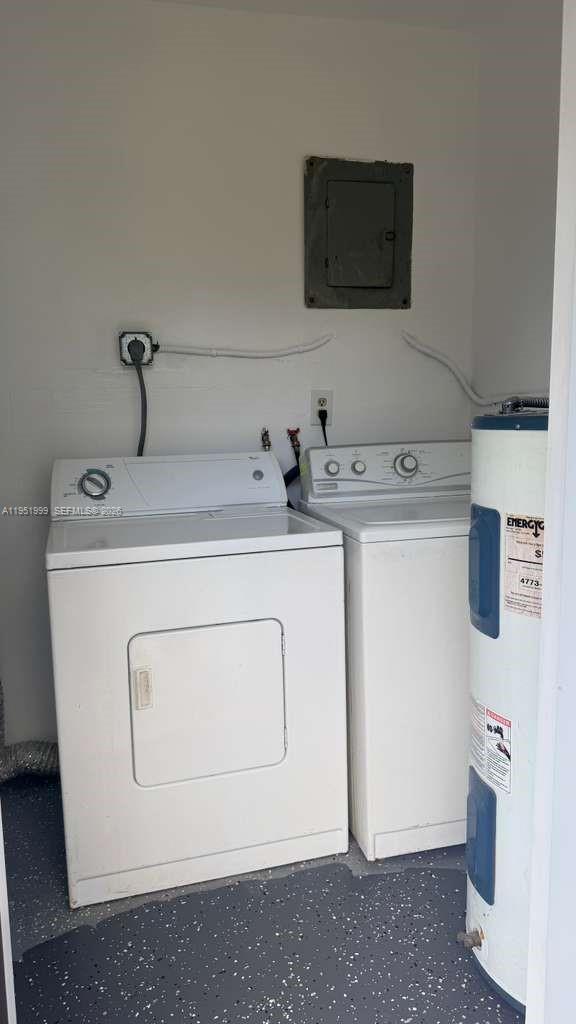 LESLIE ESTATES SEC 2 - Residential Lease