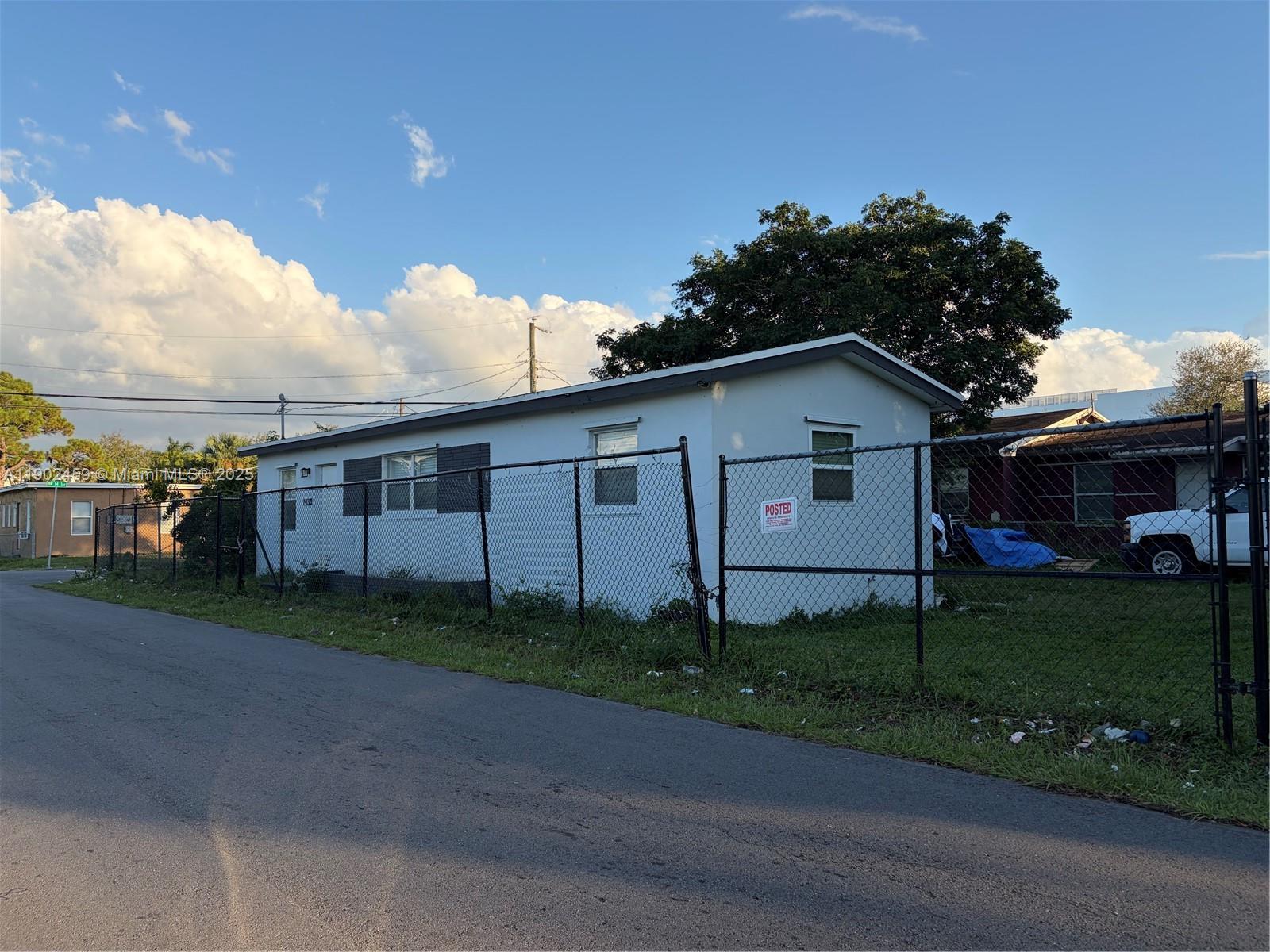 LINCOLN PARK CORR PLAT - Residential