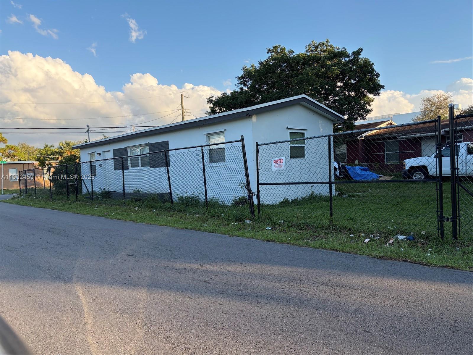 LINCOLN PARK CORR PLAT - Residential