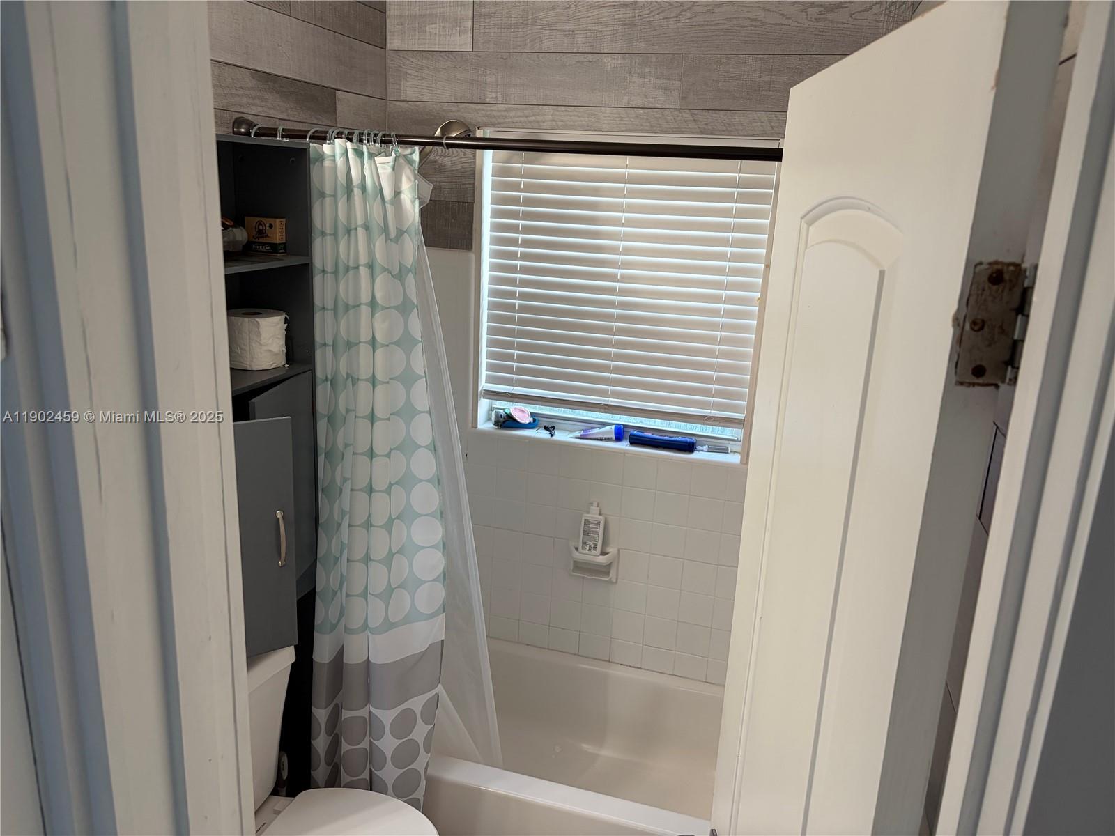 LINCOLN PARK CORR PLAT - Residential