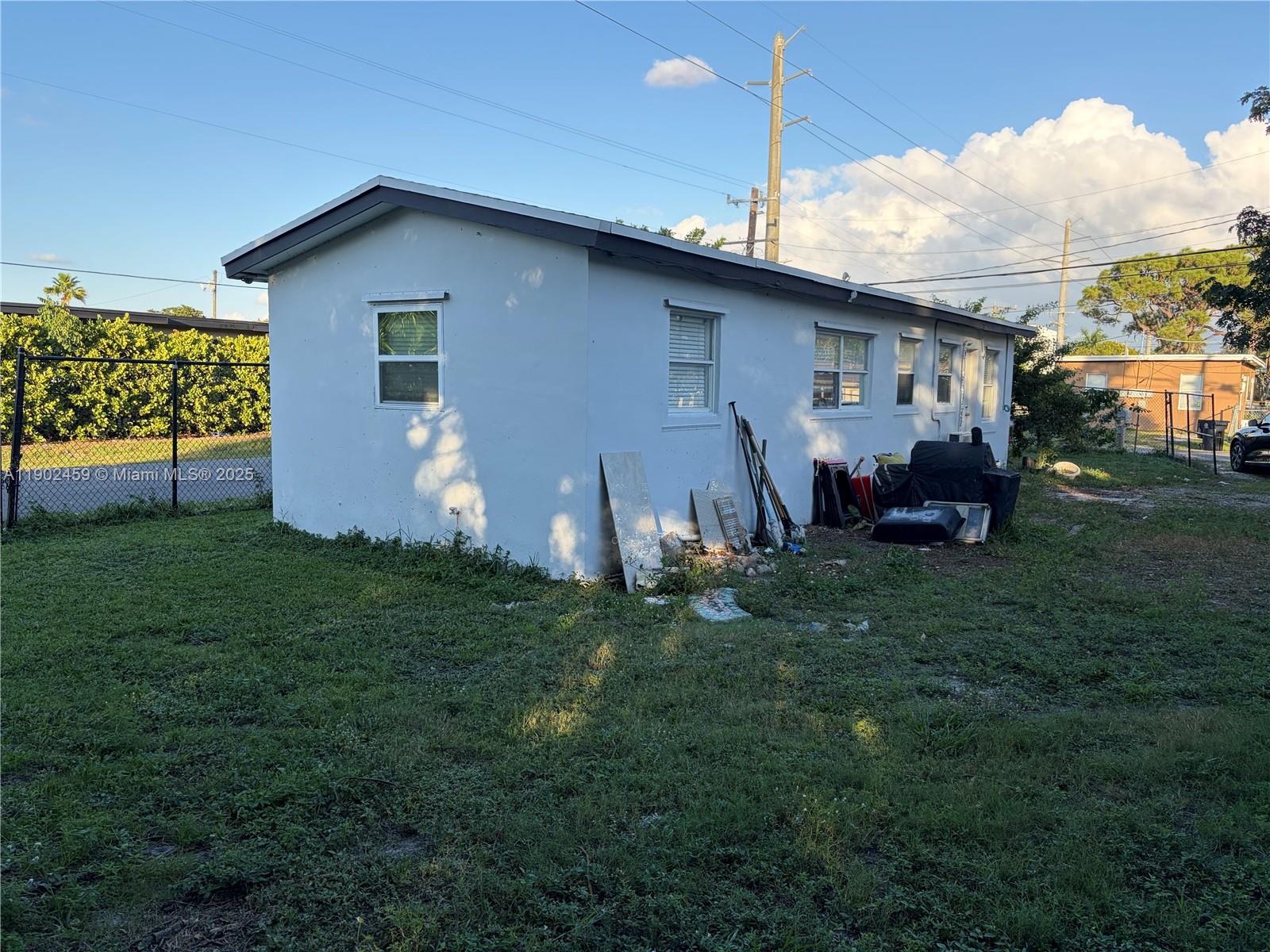 LINCOLN PARK CORR PLAT - Residential