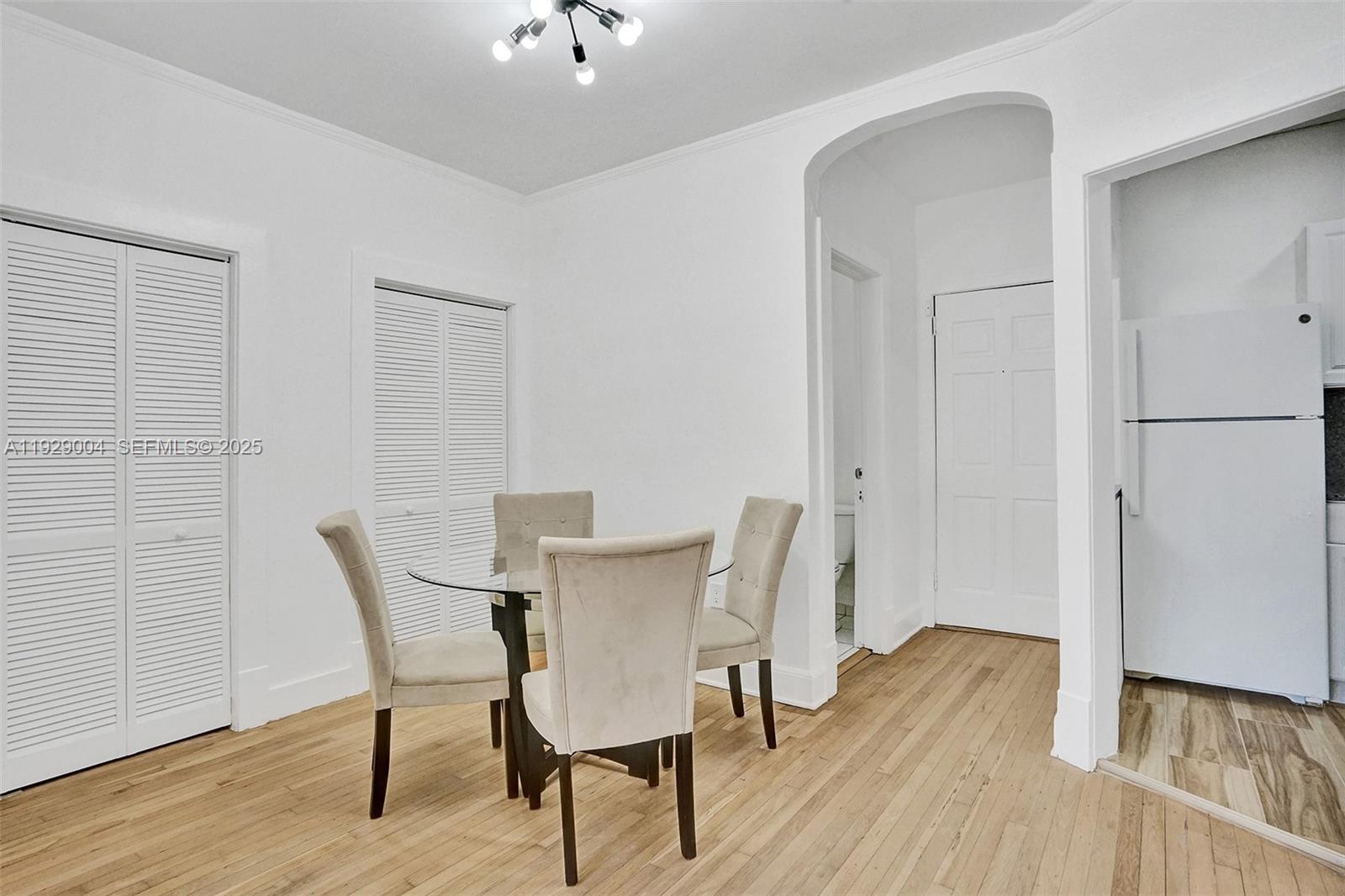 HOLLYWOOD - Residential Lease