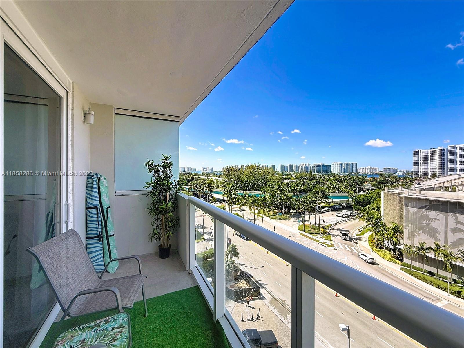 THE AVENTURA BEACH CLUB C - Residential Lease