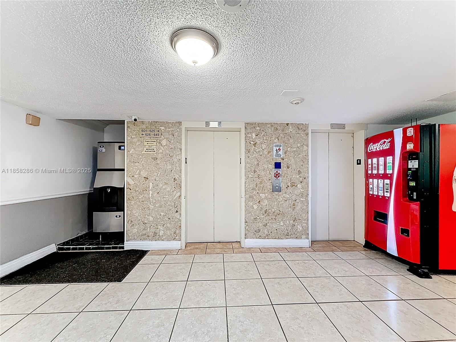 THE AVENTURA BEACH CLUB C - Residential Lease