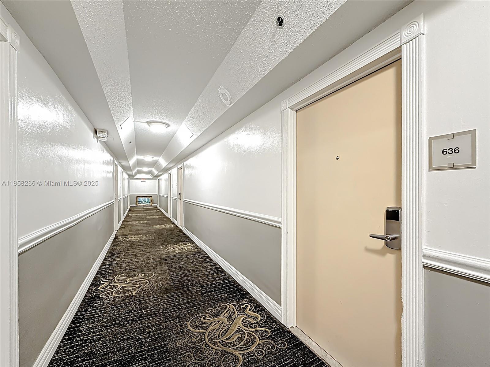 THE AVENTURA BEACH CLUB C - Residential Lease