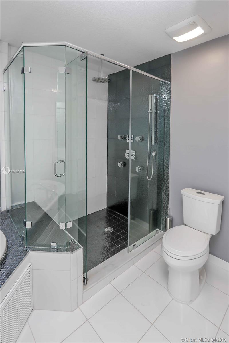 COSTA DEL SOL CONDO NO 3 - Residential