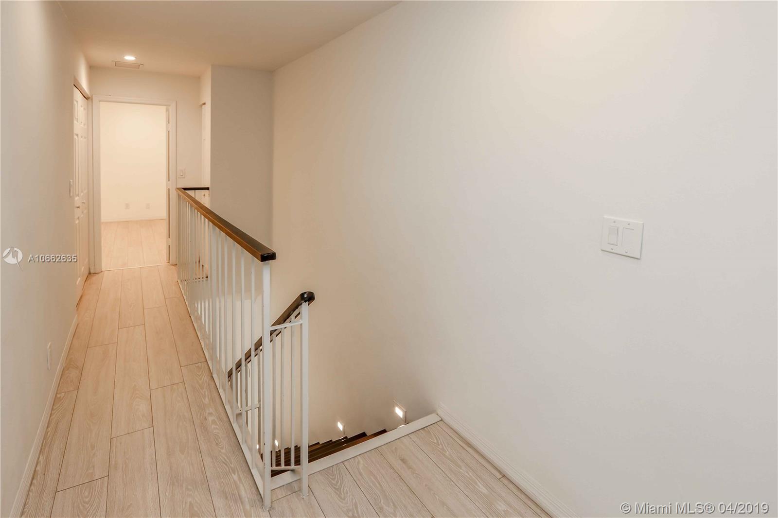 COSTA DEL SOL CONDO NO 3 - Residential