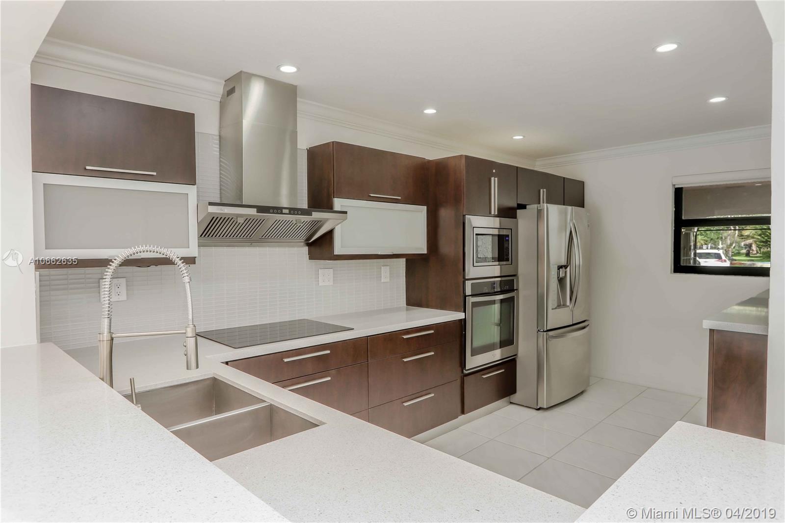 COSTA DEL SOL CONDO NO 3 - Residential