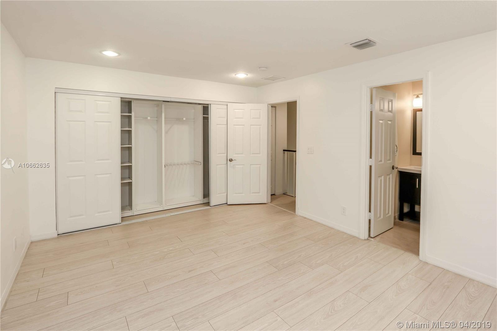 COSTA DEL SOL CONDO NO 3 - Residential