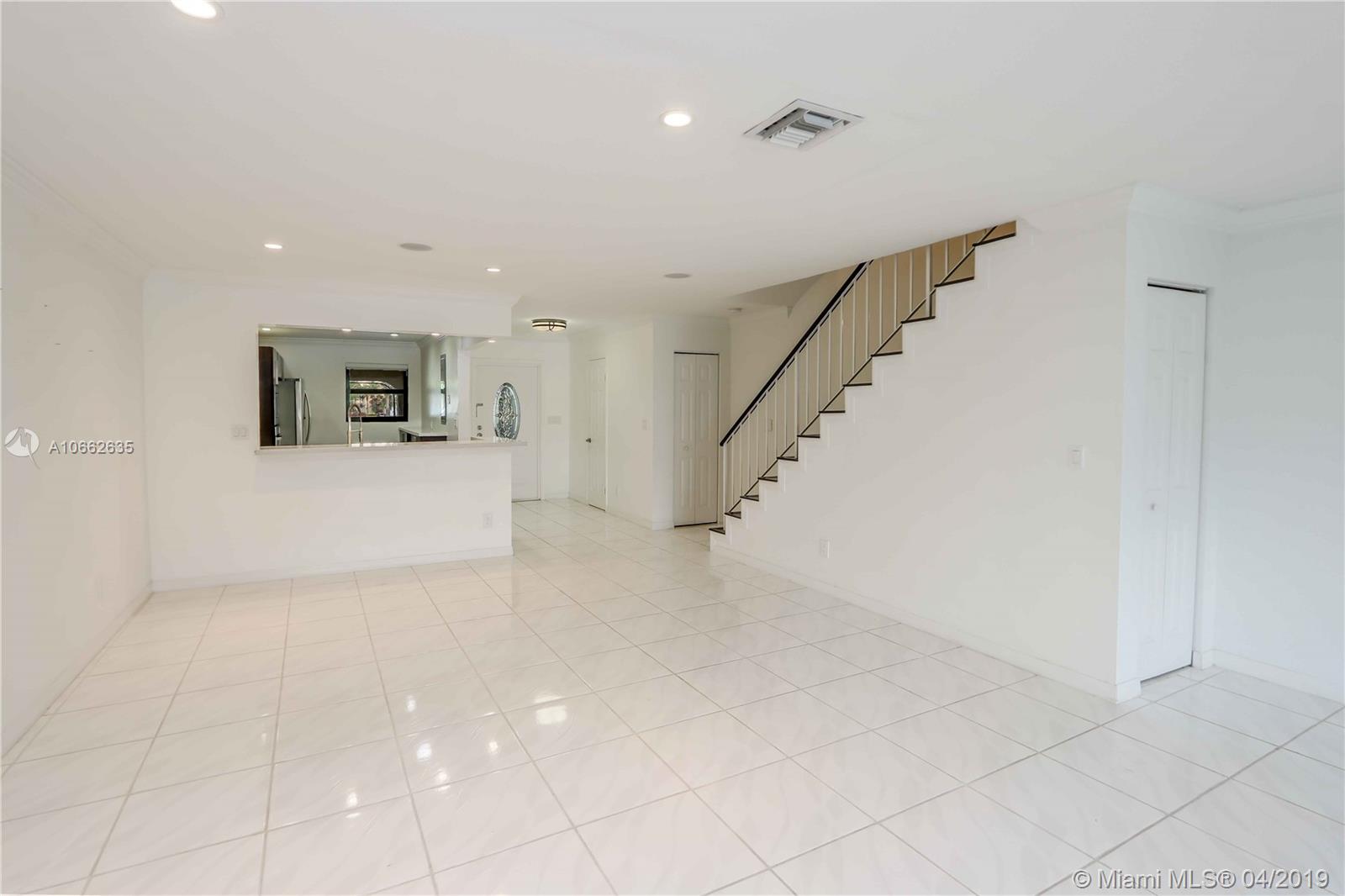 COSTA DEL SOL CONDO NO 3 - Residential