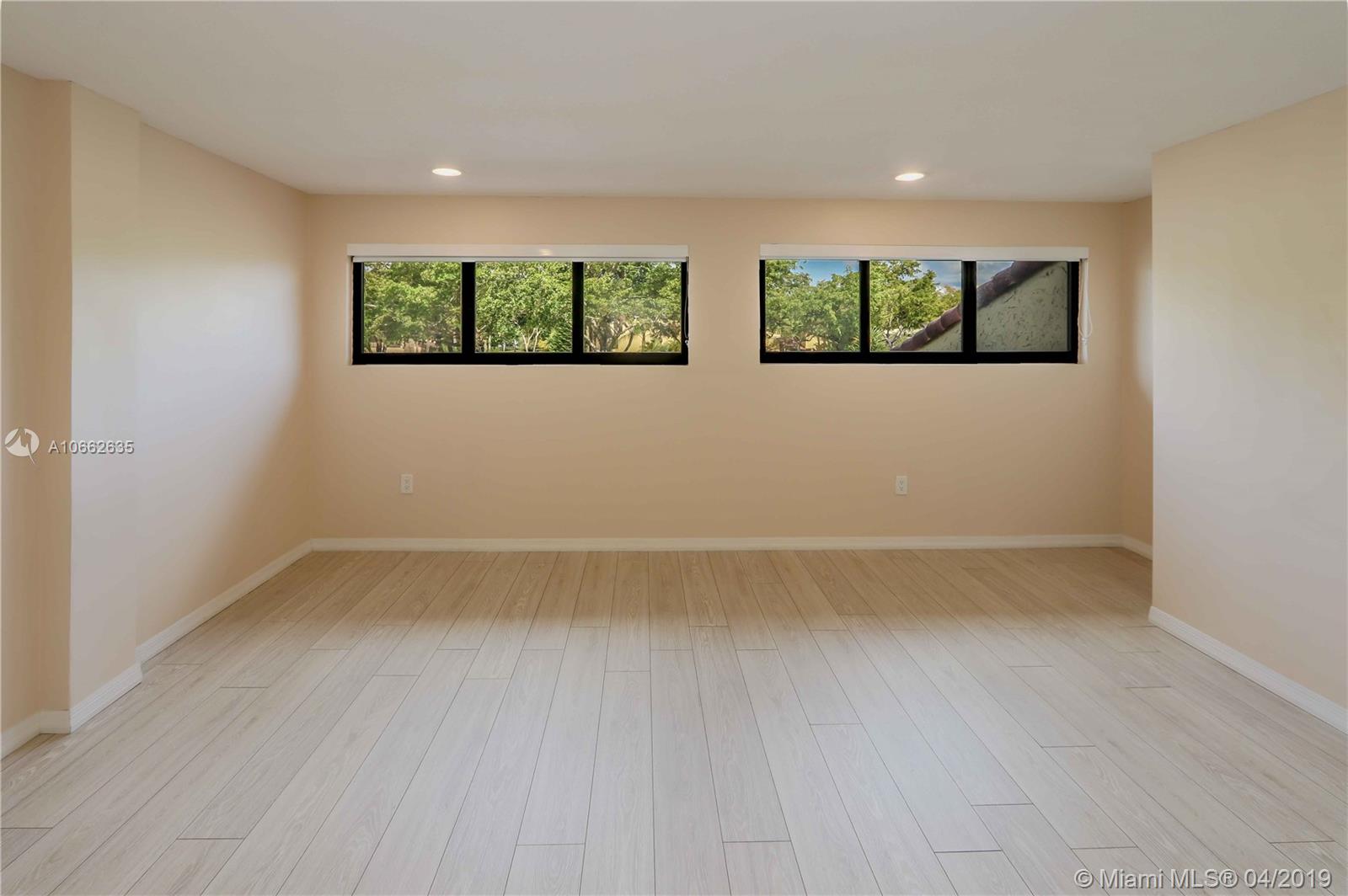 COSTA DEL SOL CONDO NO 3 - Residential