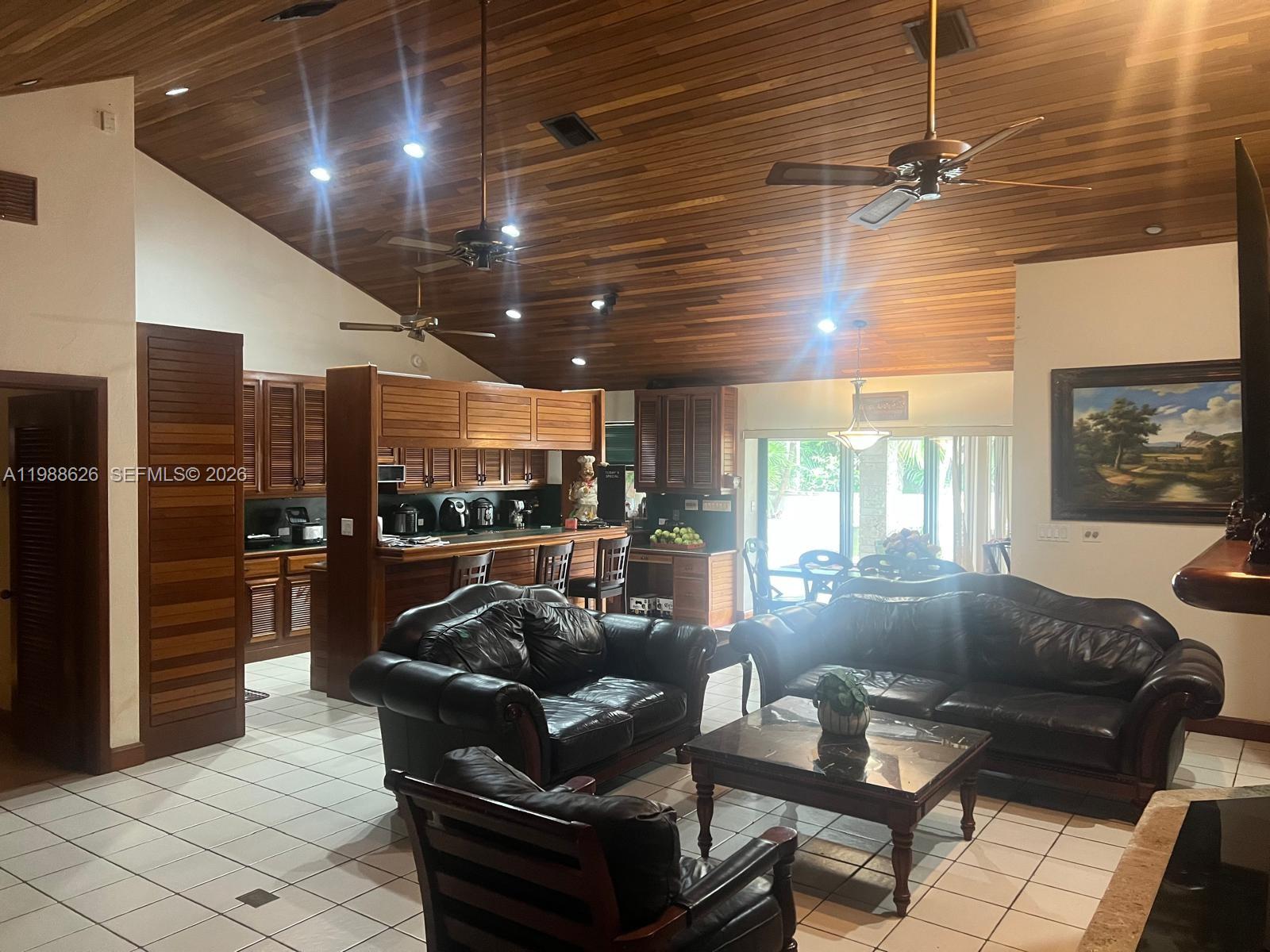 HIDEAWAY PINES SEC 1 - Residential