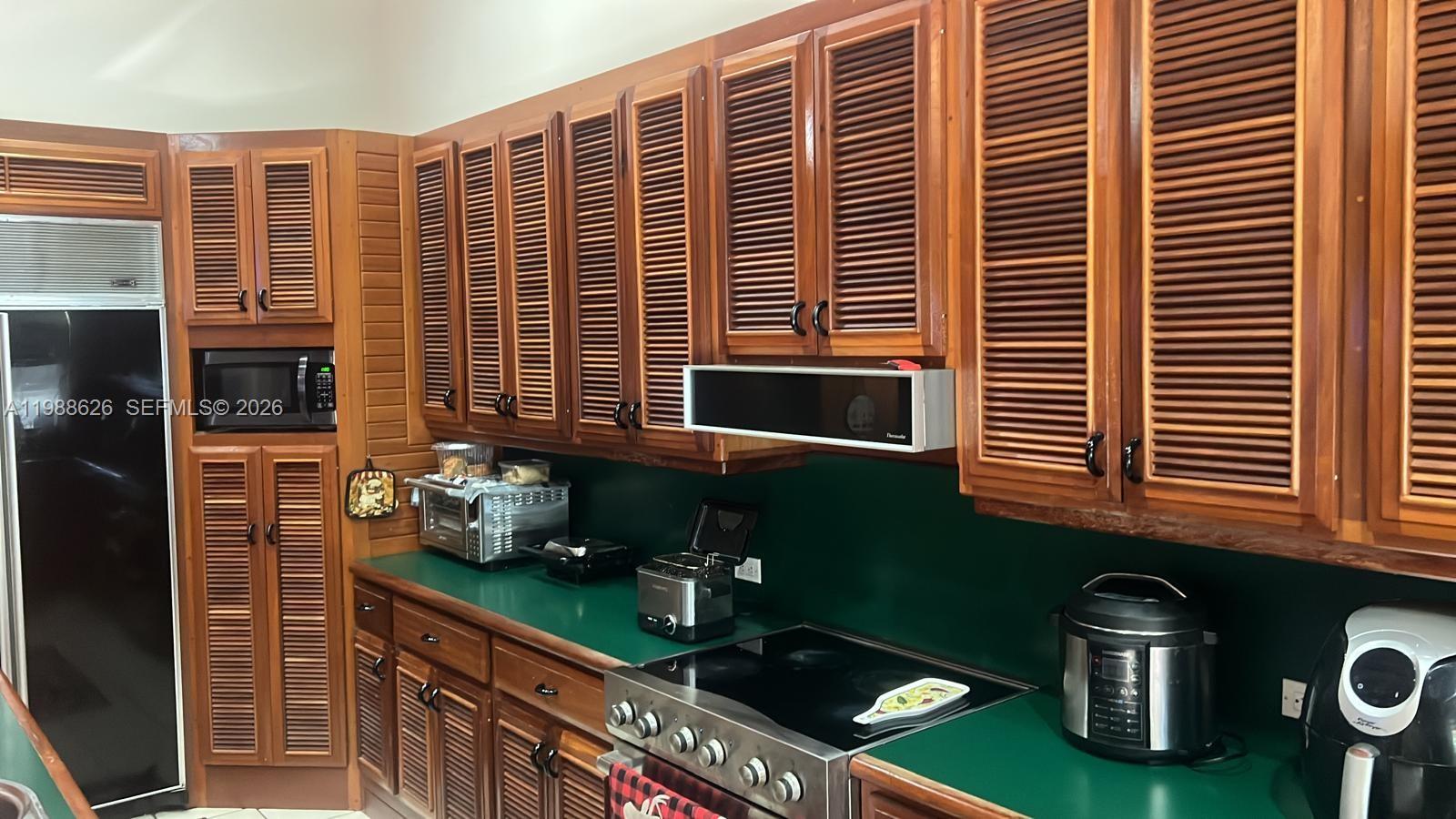 HIDEAWAY PINES SEC 1 - Residential