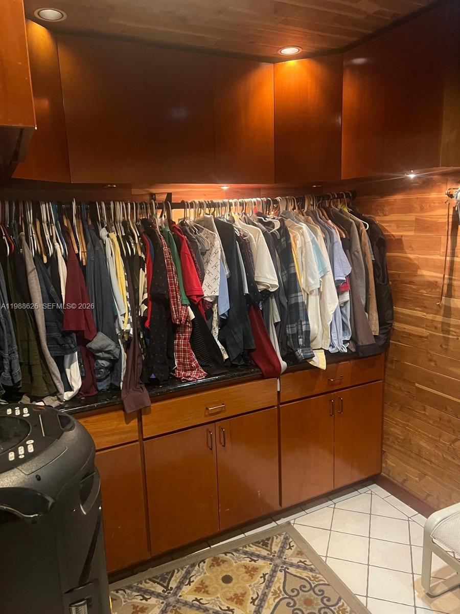 HIDEAWAY PINES SEC 1 - Residential