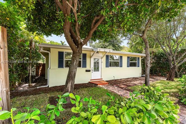 LAKE WORTH TOWN OF - Residential