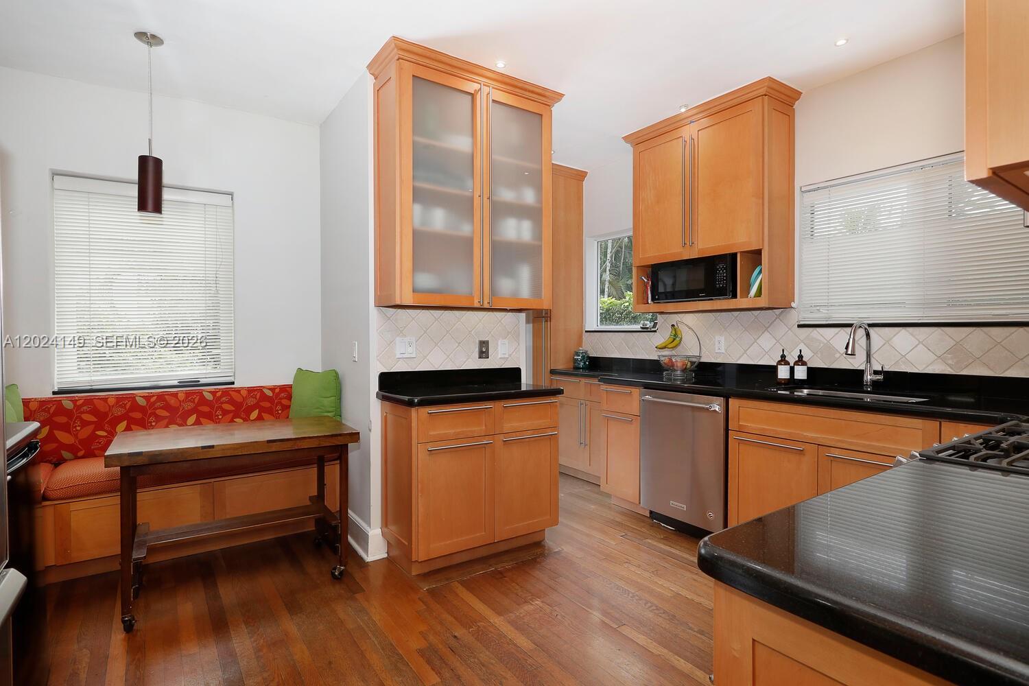 CORAL GABLES SEC B - Residential Lease