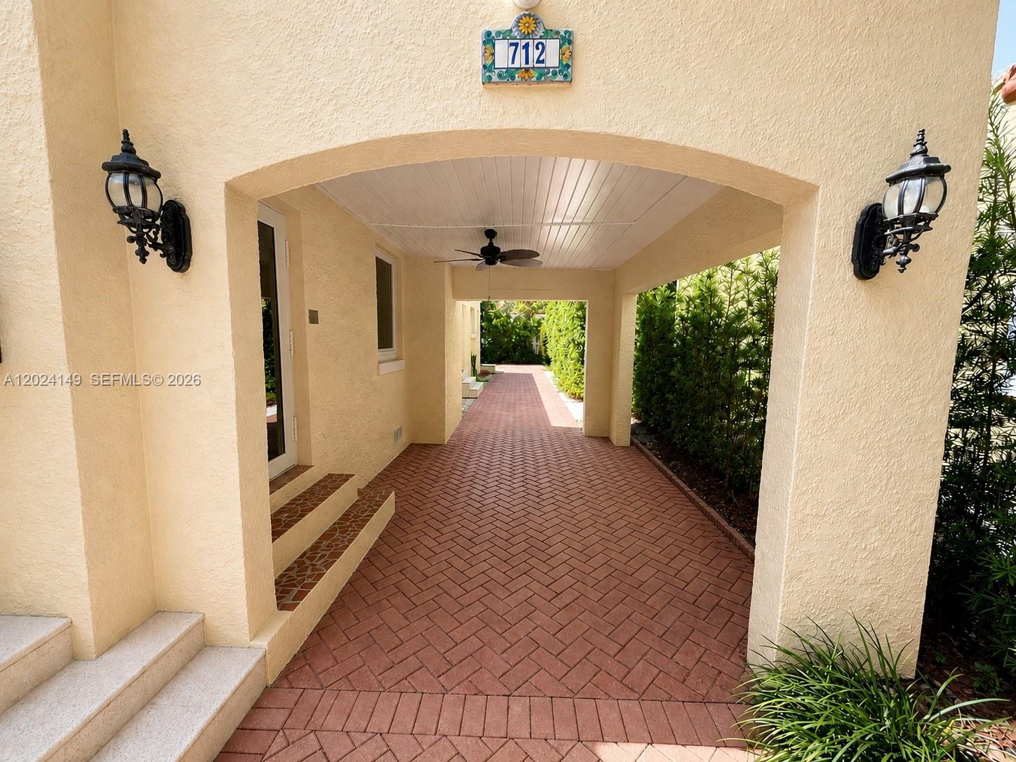 CORAL GABLES SEC B - Residential Lease