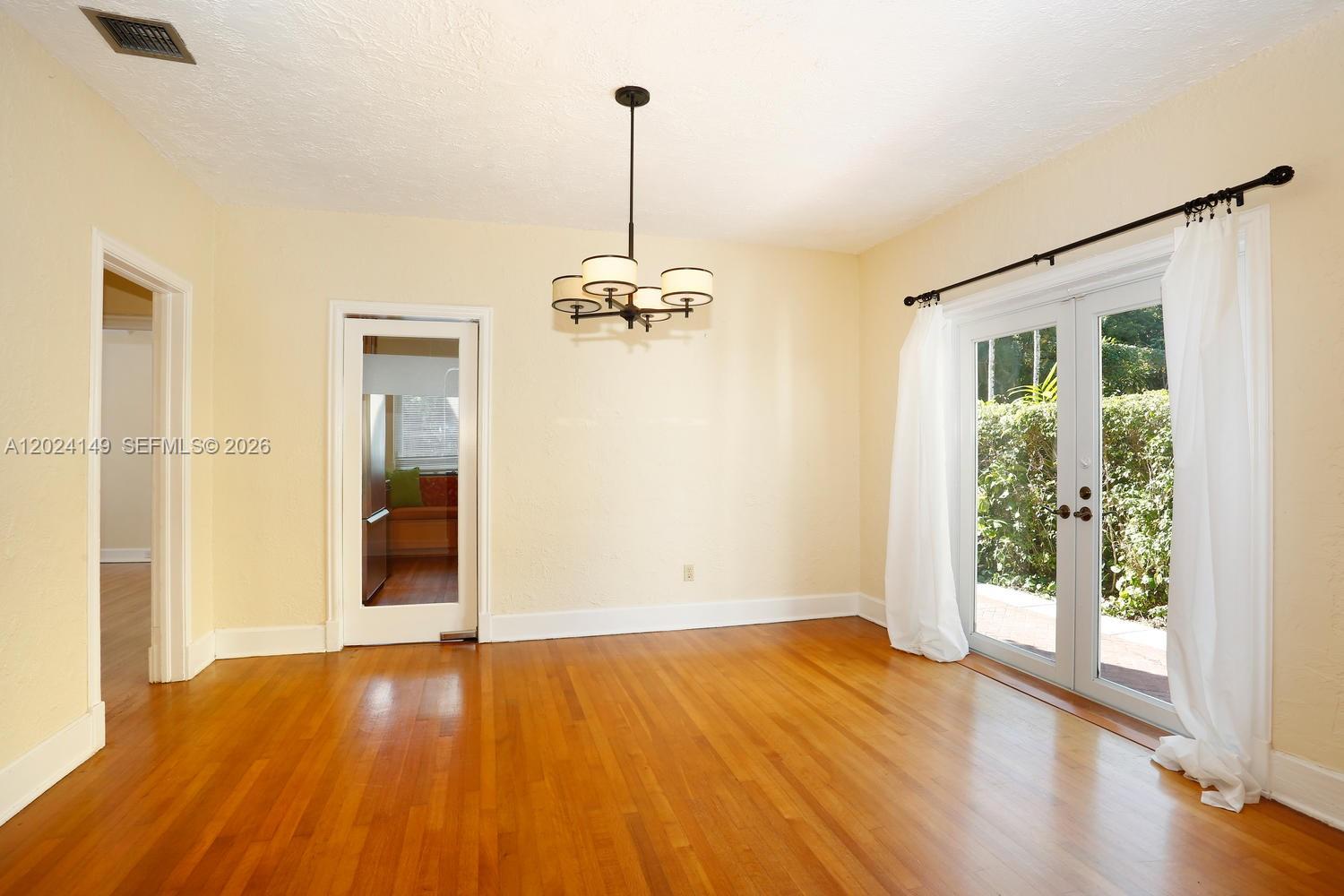 CORAL GABLES SEC B - Residential Lease